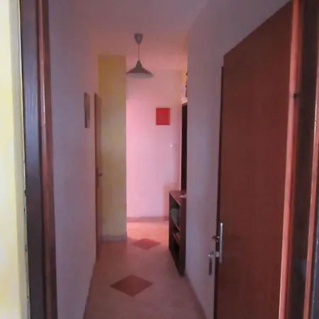 In Razanac/zadar Riviera 8231 Apartment Ražanac