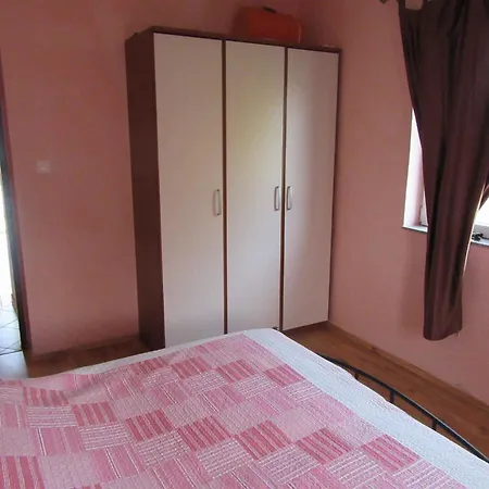 In Razanac/zadar Riviera 8231 Apartment