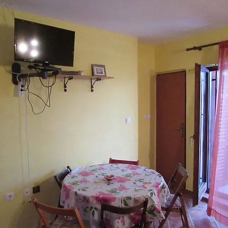 In Razanac/zadar Riviera 8231 Apartment